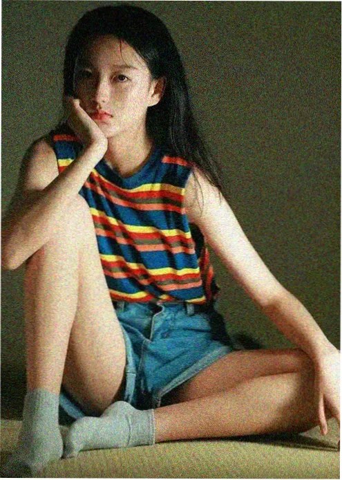 动漫银幕彼端的少女海报